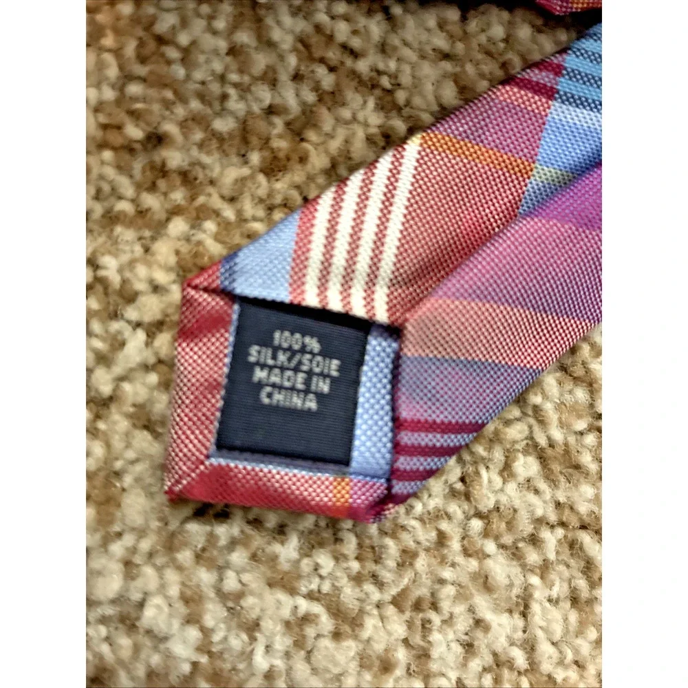 NWT Tommy Hilfiger Men’s Silk Plaid Tie MSRP $69.50